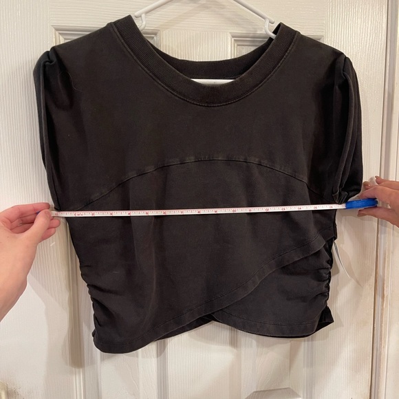 NWT FREE PEOPLE CROP TOP CRISS CROSS HEM - Picture 4 of 5